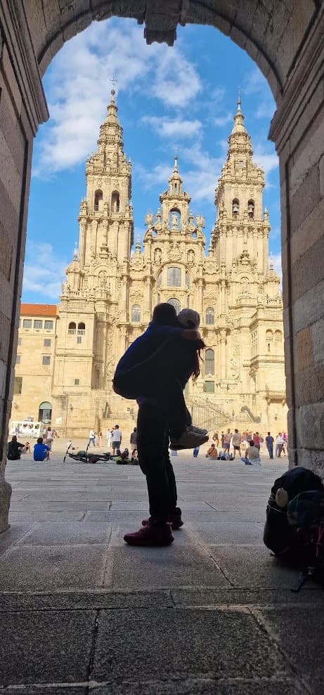 La Cattedrale attraverso l’arco