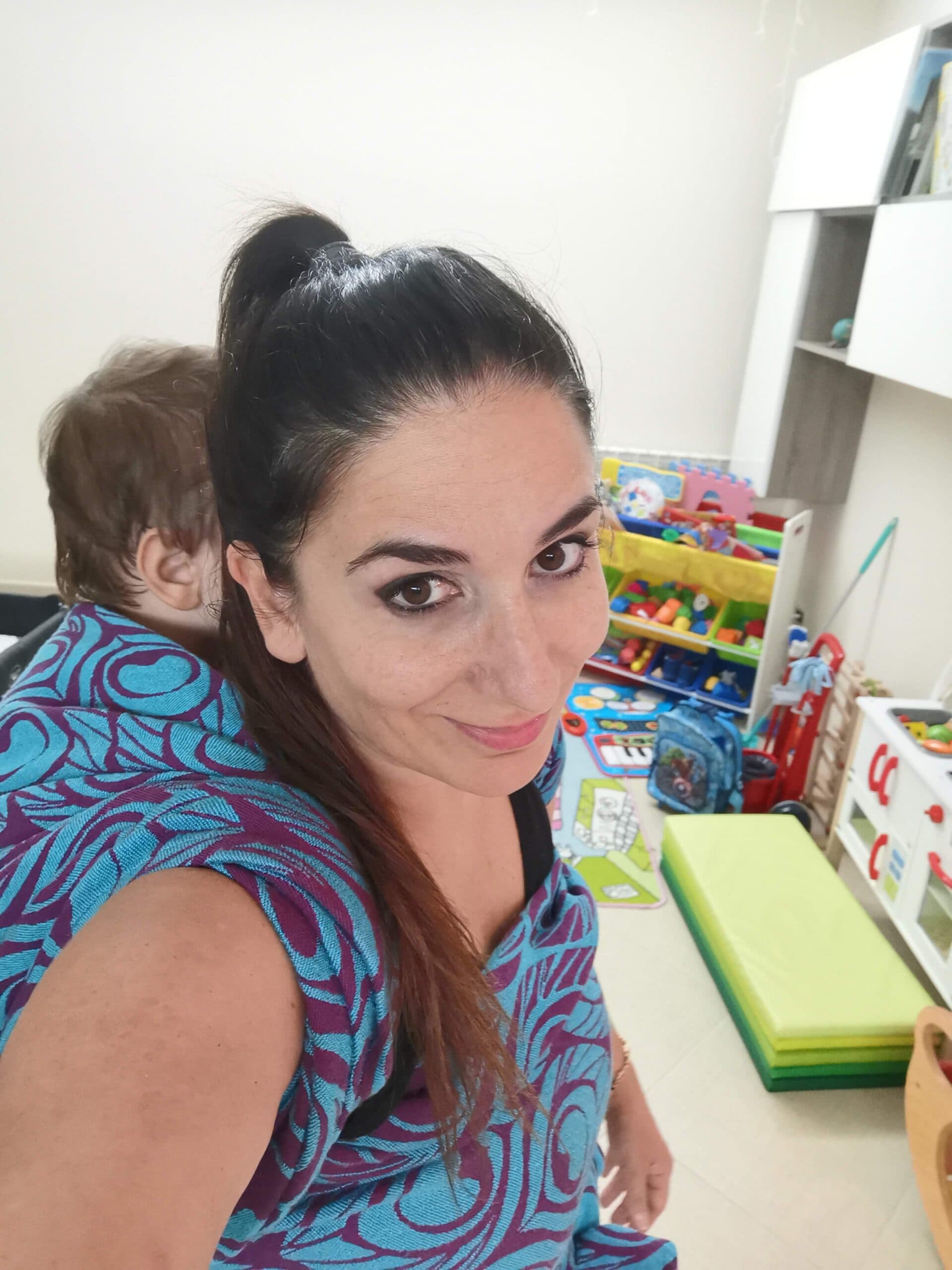 Chiara con Alessio in un momento di vita quotidiana